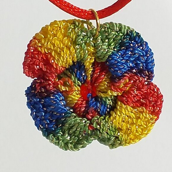 🌹 Handmade Multicolor Crochet Rose Necklace & Red Czech Crystal Earrings Set 🌟 - Picture 13 of 13